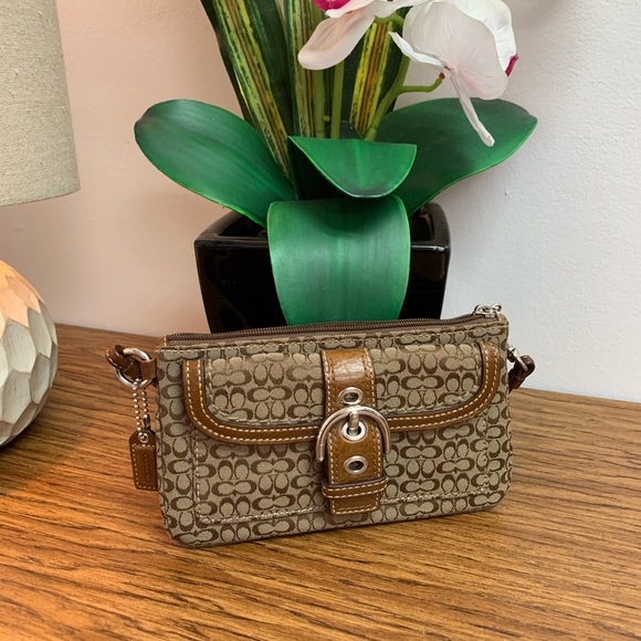 Coach - Purse - Picture 2 of 11